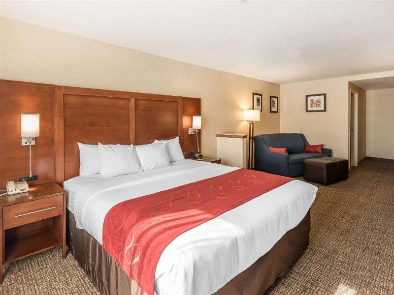Comfort Suites Лонгмонт Экстерьер фото
