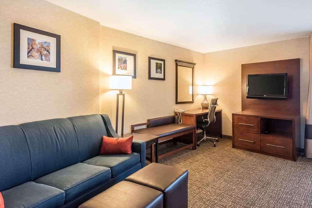Comfort Suites Лонгмонт Номер фото