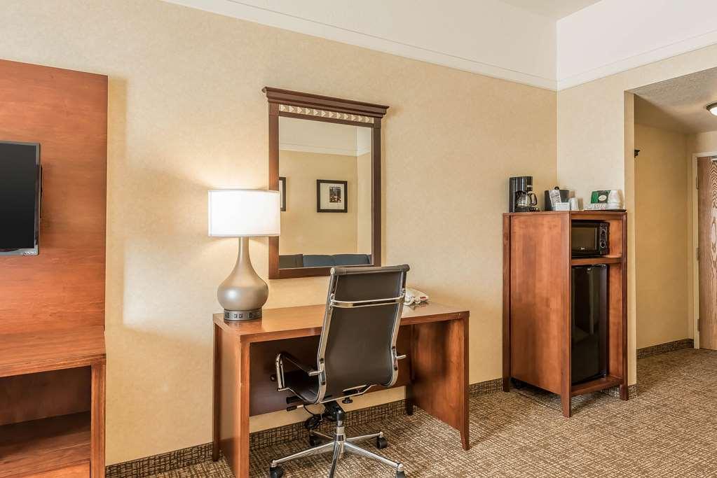 Comfort Suites Лонгмонт Номер фото